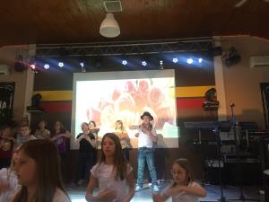 Praznovanje ob osmem marcu in materinskem dnevu 2017 19